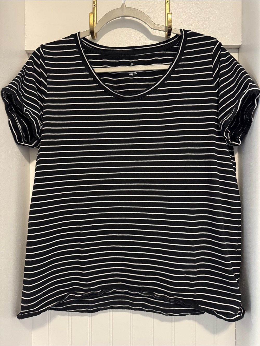 Classic J.Jill Black & White Stripe Scoop Neck Women’s Tee